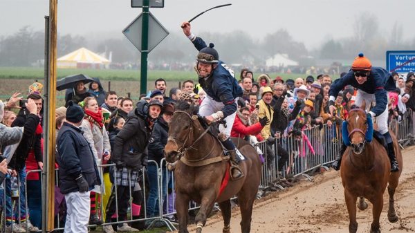 Metworstrennen in 2020 foto Vereniging De Metworst