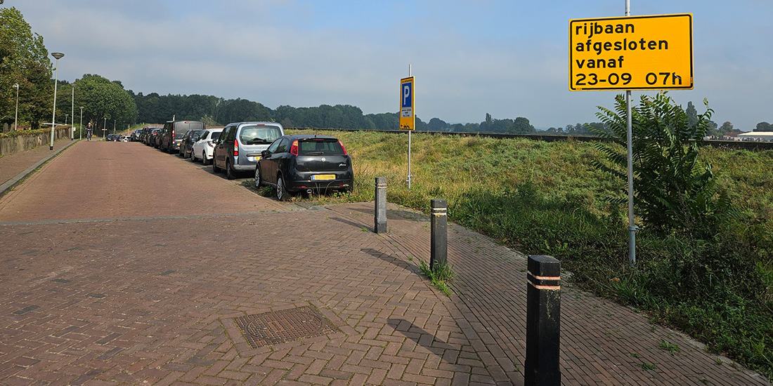 Hier komt een laadpaal