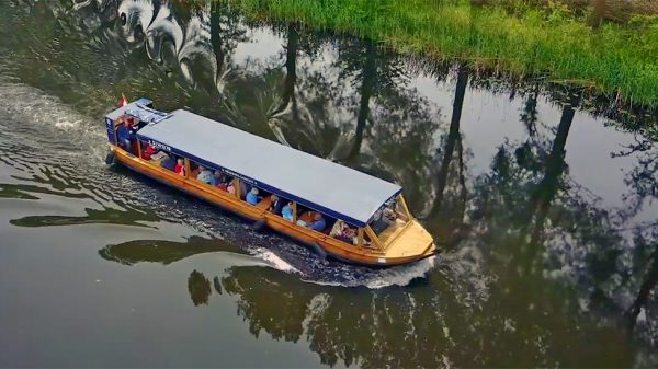 Fluisterboten op de Niers