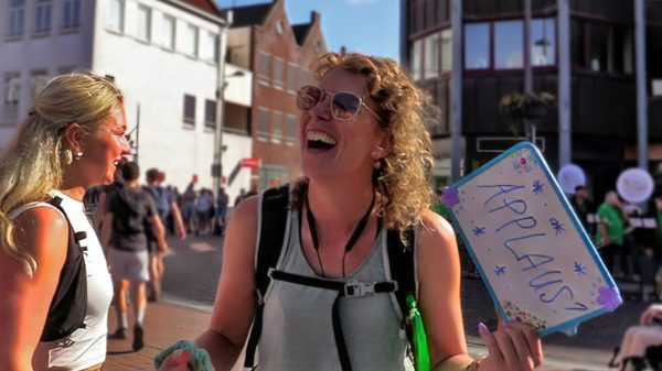 Nijmeegse Vierdaagse 2025 doortocht Gennep live GennepNews