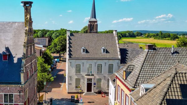 Petershuis website